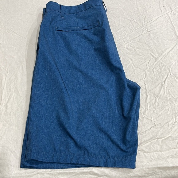 Maui water wear size 36 Shorts - Picture 4 of 5